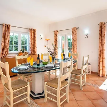 4 Bedrooom Private Ribeiro I Pool, Bbq, Ac, Wifi, *