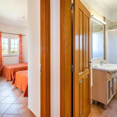 4 Bedrooom Private Ribeiro I Pool, Bbq, Ac, Wifi, Вилла