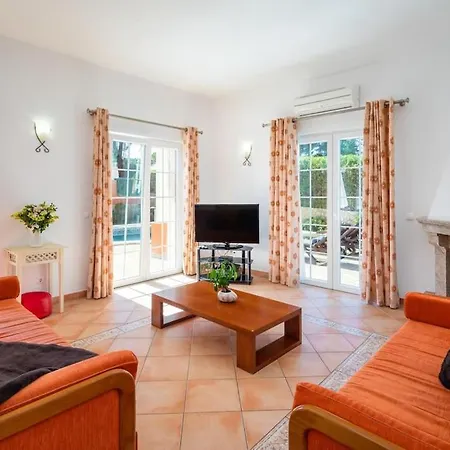 Вилла 4 Bedrooom Private Ribeiro I Pool, Bbq, Ac, Wifi, Албуфейра