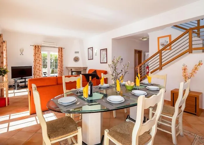 Private Ribeiro I Heated Pool, 4 Bed, Bbq, Ac, Wifi, فيلة *